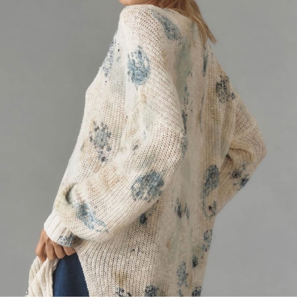 Anthropologie Pilcro Slouchy V-Neck Sweater Ivory Floral Bohemian Oversized - Picture 3 of 13